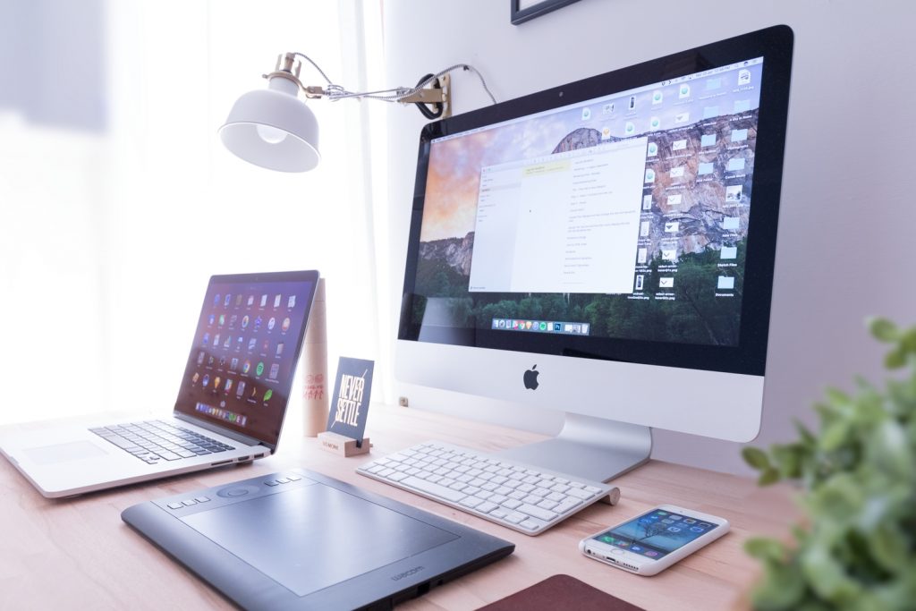 5 Tech Essentials Every Small Business Owner Should Have