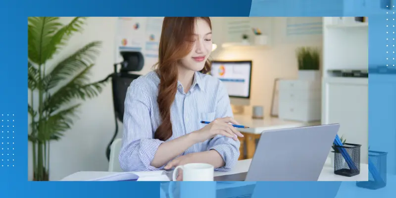 email virtual assistant working on laptop